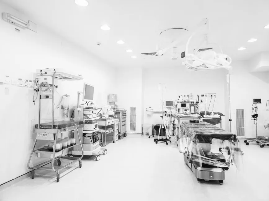 Nurse station screen listing active calls by room and priority
